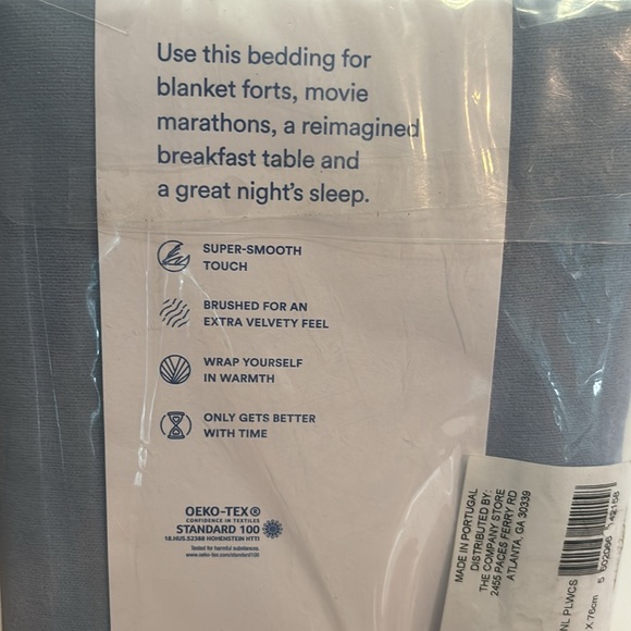 The Company Store Pillowcases Flannel pair 5 oz. - Picture 5 of 6